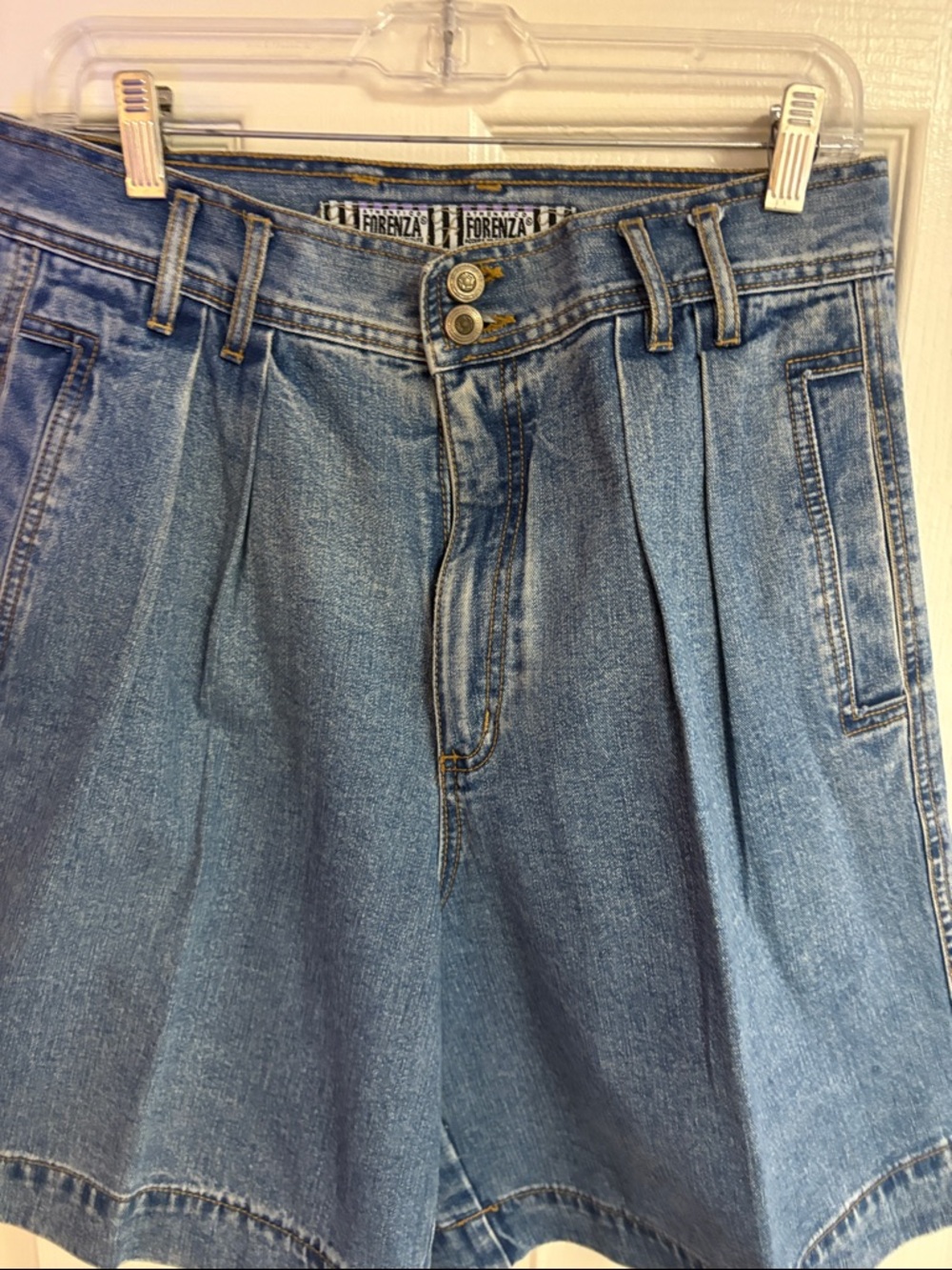 Light Blue High-Waist Pleated Denim Shorts FORENZA Medium